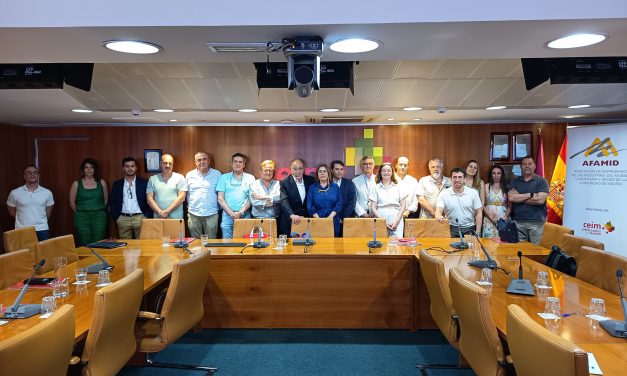 AFAMID celebra su Asamblea General Extraordinaria y nombra a Miguel Muñiz como nuevo presidente.